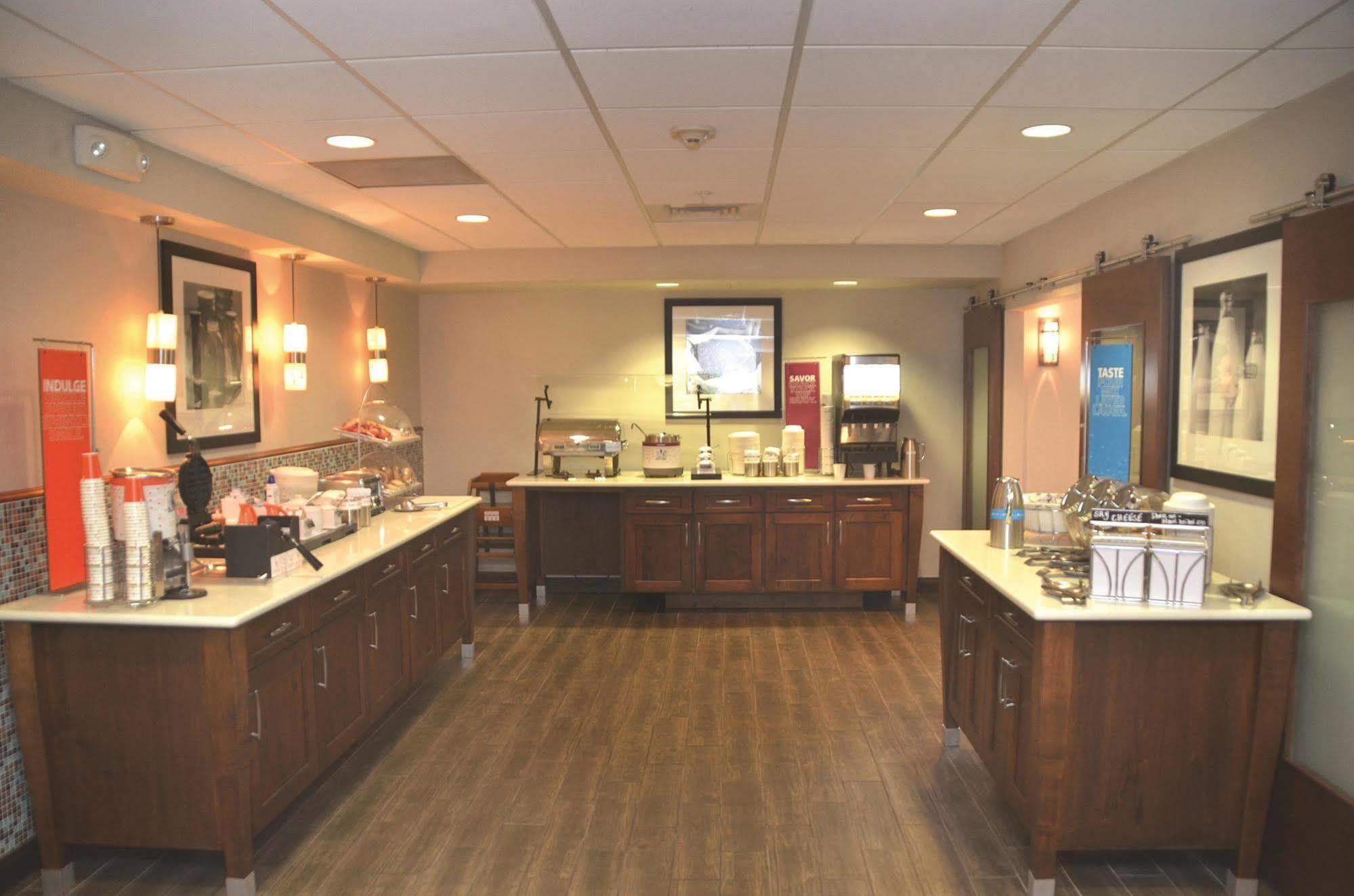 Hampton Inn & Suites Navarre Dış mekan fotoğraf